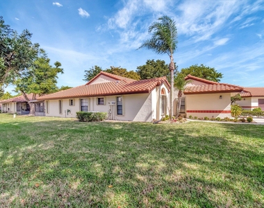 10927 Dolphin Palm Court - Photo Thumbnail 28
