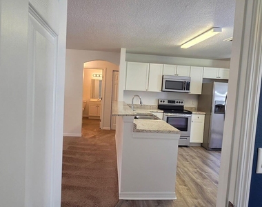 2135 19th Avenue Sw - Photo Thumbnail 13