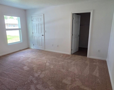 2135 19th Avenue Sw - Photo Thumbnail 10