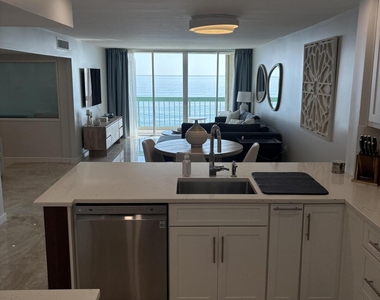 9940 S Ocean Drive - Photo Thumbnail 8
