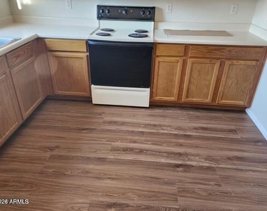1164 N 90th Place - Photo Thumbnail 3