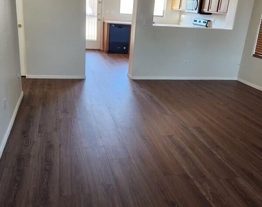 1164 N 90th Place - Photo Thumbnail 2