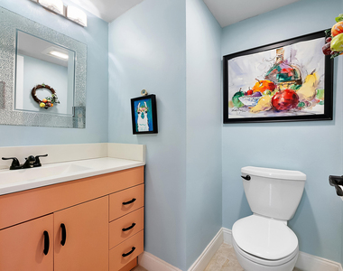 10777 W Sample Road - Photo Thumbnail 13