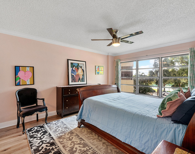 10777 W Sample Road - Photo Thumbnail 8