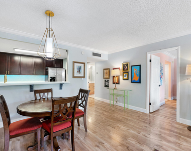 10777 W Sample Road - Photo Thumbnail 7