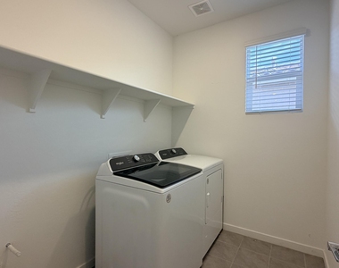 37406 W San Clemente Street - Photo Thumbnail 16