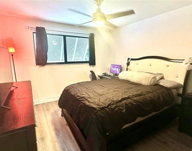 11205 Nw 15th Street - Photo Thumbnail 12