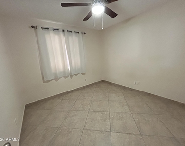 4014 W Christy Drive - Photo Thumbnail 10