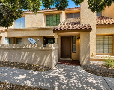 819 N College Avenue - Photo Thumbnail 2