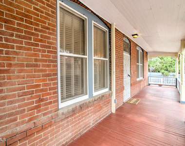 385 S Broad Street - Photo Thumbnail 6