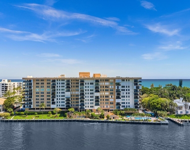1150 Hillsboro Mile - Photo Thumbnail 44