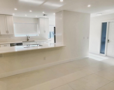 30 Pelican Pointe Drive - Photo Thumbnail 26