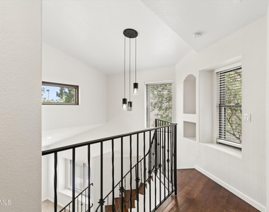 6756 W Morrow Drive - Photo Thumbnail 17