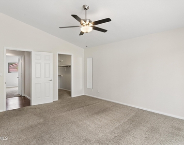 6756 W Morrow Drive - Photo Thumbnail 30
