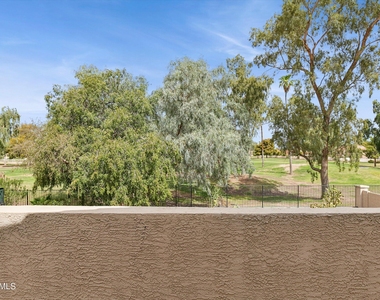 6756 W Morrow Drive - Photo Thumbnail 2