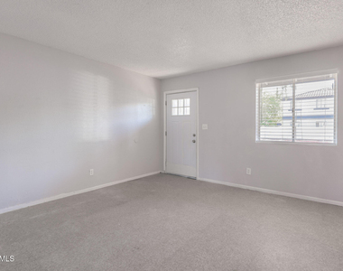 15605 N 29th Street - Photo Thumbnail 8