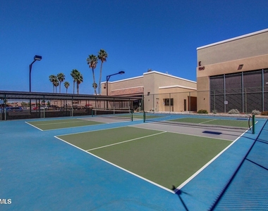 10606 W Oakmont Drive - Photo Thumbnail 24
