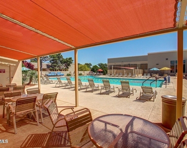 10606 W Oakmont Drive - Photo Thumbnail 20