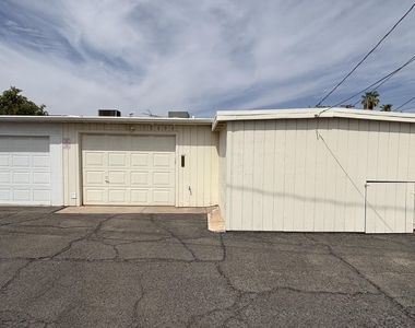 10606 W Oakmont Drive - Photo Thumbnail 1