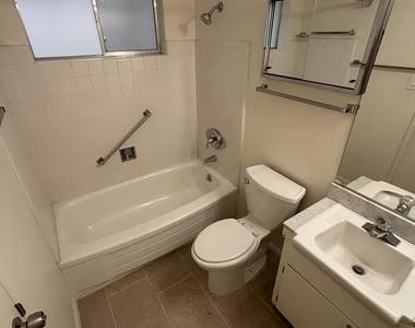 10606 W Oakmont Drive - Photo Thumbnail 16