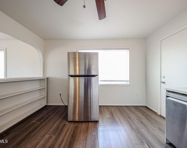 2919 E Oak Place - Photo Thumbnail 10