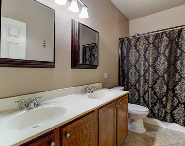 8212 W Joedad Terrace - Photo Thumbnail 14