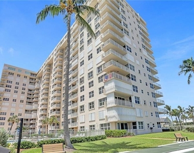 5200 N Ocean Boulevard - Photo Thumbnail 7