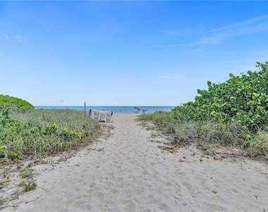 5200 N Ocean Boulevard - Photo Thumbnail 8