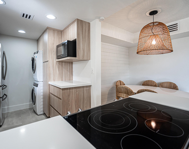 5200 N Ocean Boulevard - Photo Thumbnail 17