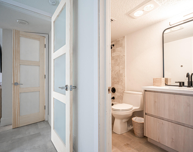 5200 N Ocean Boulevard - Photo Thumbnail 12