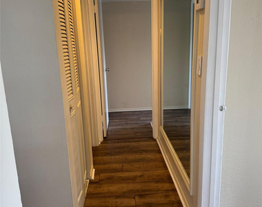 1407 Ne 56th Street - Photo Thumbnail 8