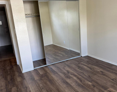 1407 Ne 56th Street - Photo Thumbnail 14