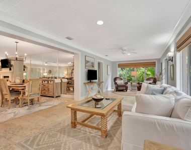 5531 Hibiscus Road - Photo Thumbnail 13