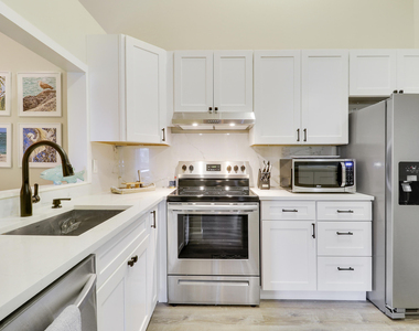 6414 Chasewood Drive - Photo Thumbnail 4