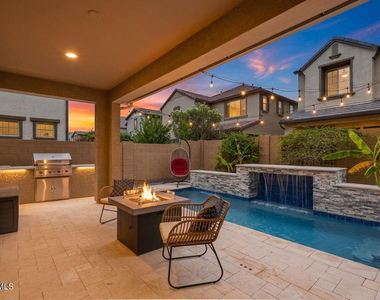 1166 E Weatherby Way - Photo Thumbnail 43