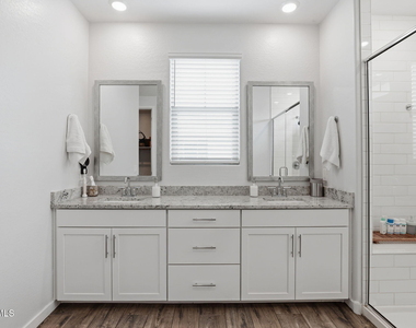 1166 E Weatherby Way - Photo Thumbnail 36