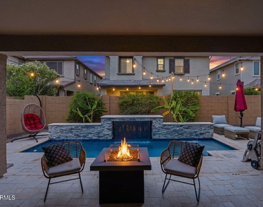 1166 E Weatherby Way - Photo Thumbnail 44