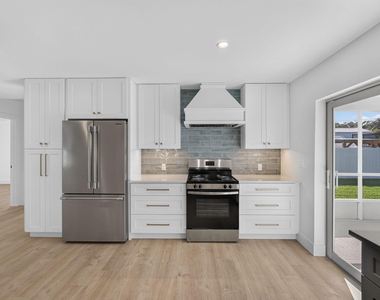 8816 Se Alabama Place - Photo Thumbnail 9