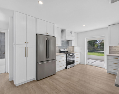 8816 Se Alabama Place - Photo Thumbnail 12