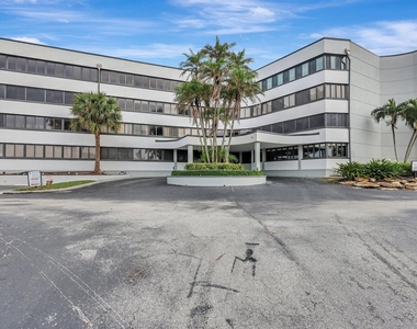 1357 Ne Ocean Boulevard - Photo Thumbnail 4
