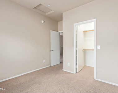 900 S 94th Street - Photo Thumbnail 21