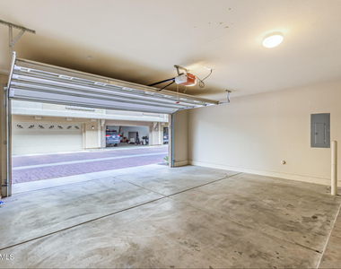 900 S 94th Street - Photo Thumbnail 22