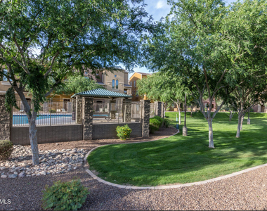 900 S 94th Street - Photo Thumbnail 27