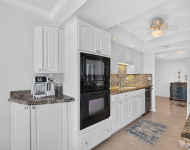 5540 N Ocean Drive - Photo Thumbnail 25