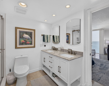5540 N Ocean Drive - Photo Thumbnail 36