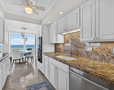 5540 N Ocean Drive - Photo Thumbnail 24