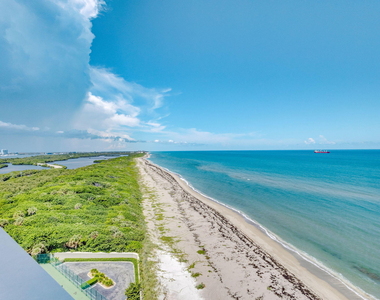 5540 N Ocean Drive - Photo Thumbnail 52