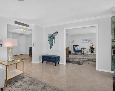 5540 N Ocean Drive - Photo Thumbnail 7