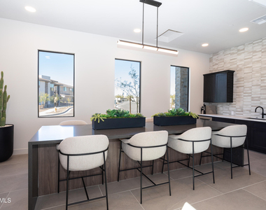 2121 W Sonoran Desert Drive - Photo Thumbnail 29
