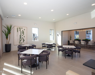 2121 W Sonoran Desert Drive - Photo Thumbnail 37
